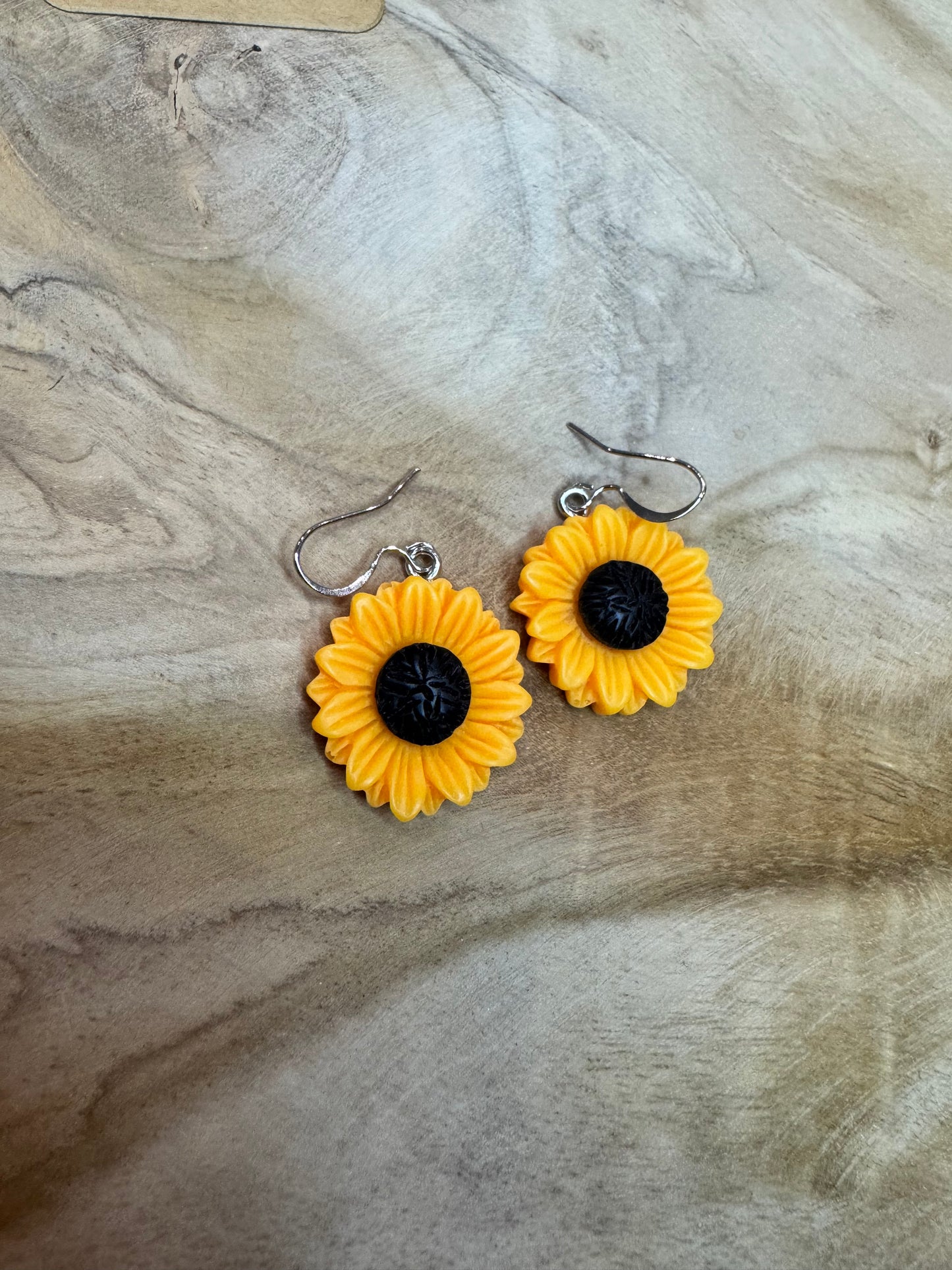 Flower earrings