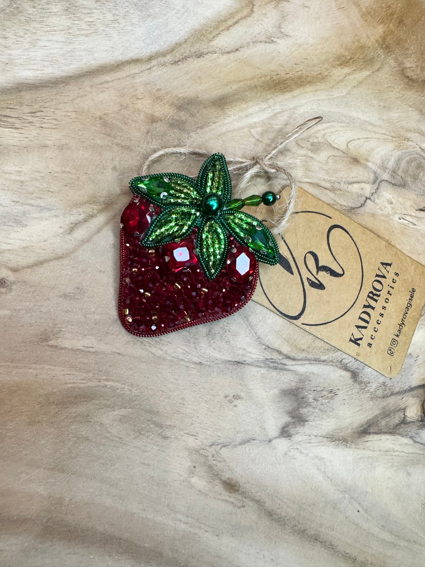 Brooch Strawberry