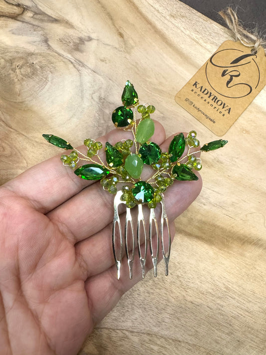 Green glass crystals hair accessory