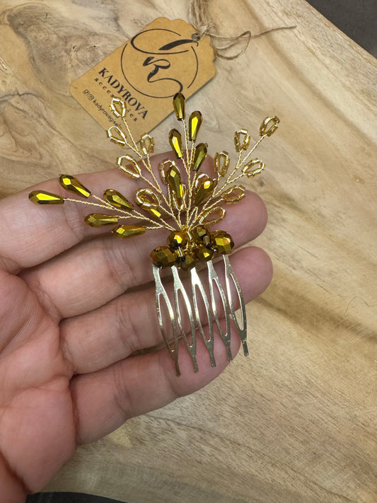Golden color hair accessory