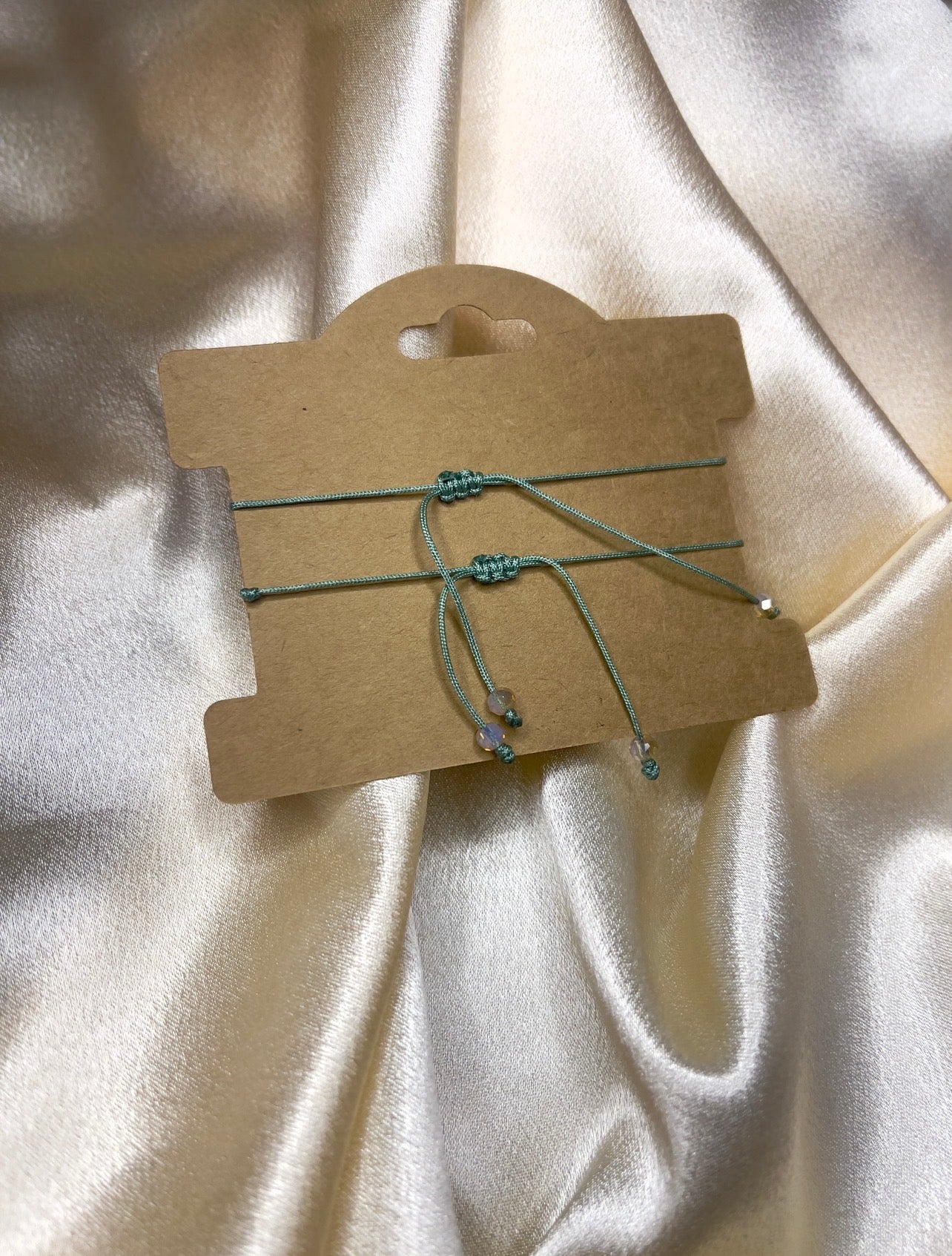Set bracelets