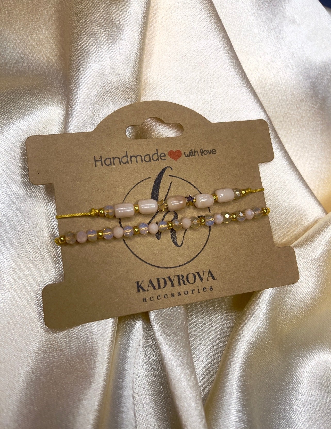 Set bracelets