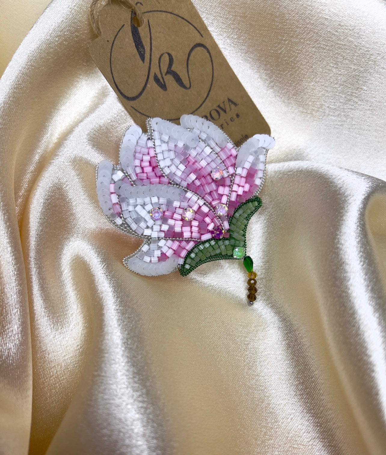 Brooch Magnolia