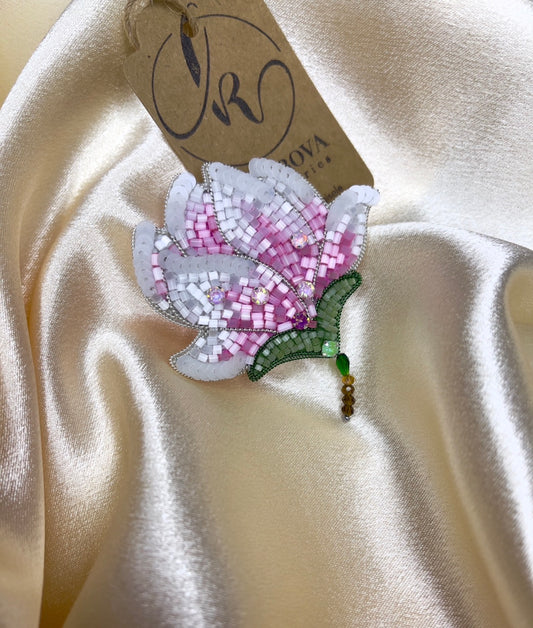 Brooch Magnolia