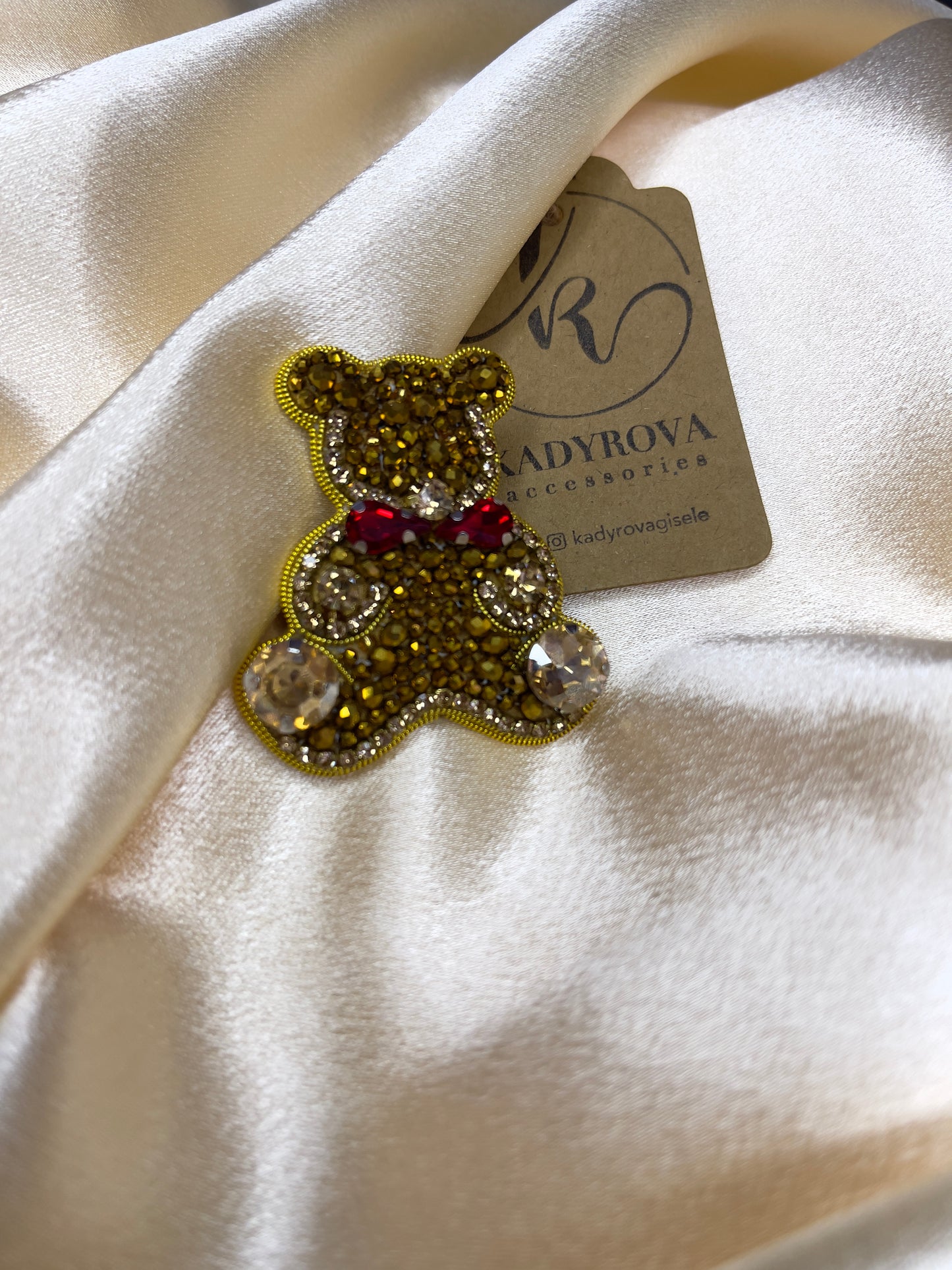 Brooch Golden bear