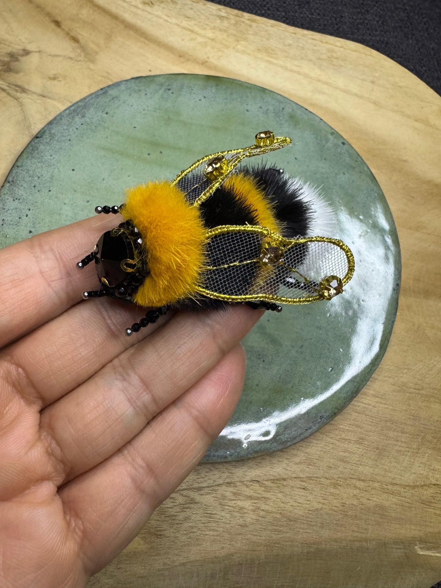 Brooch bumblebee 3D