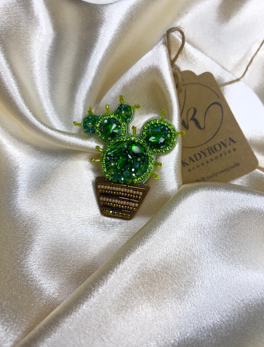 Cactus brooch