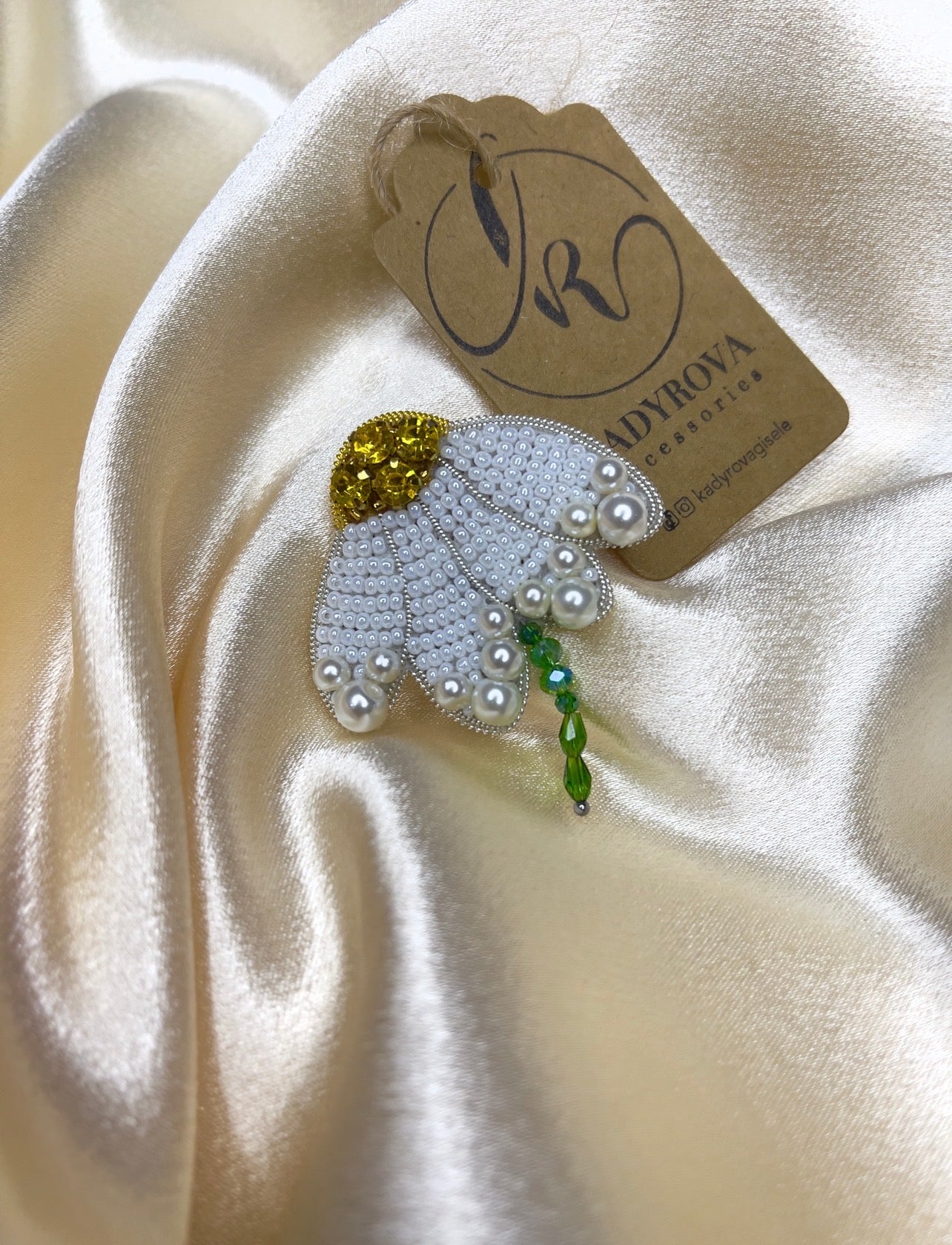 Brooch Chamomile mini