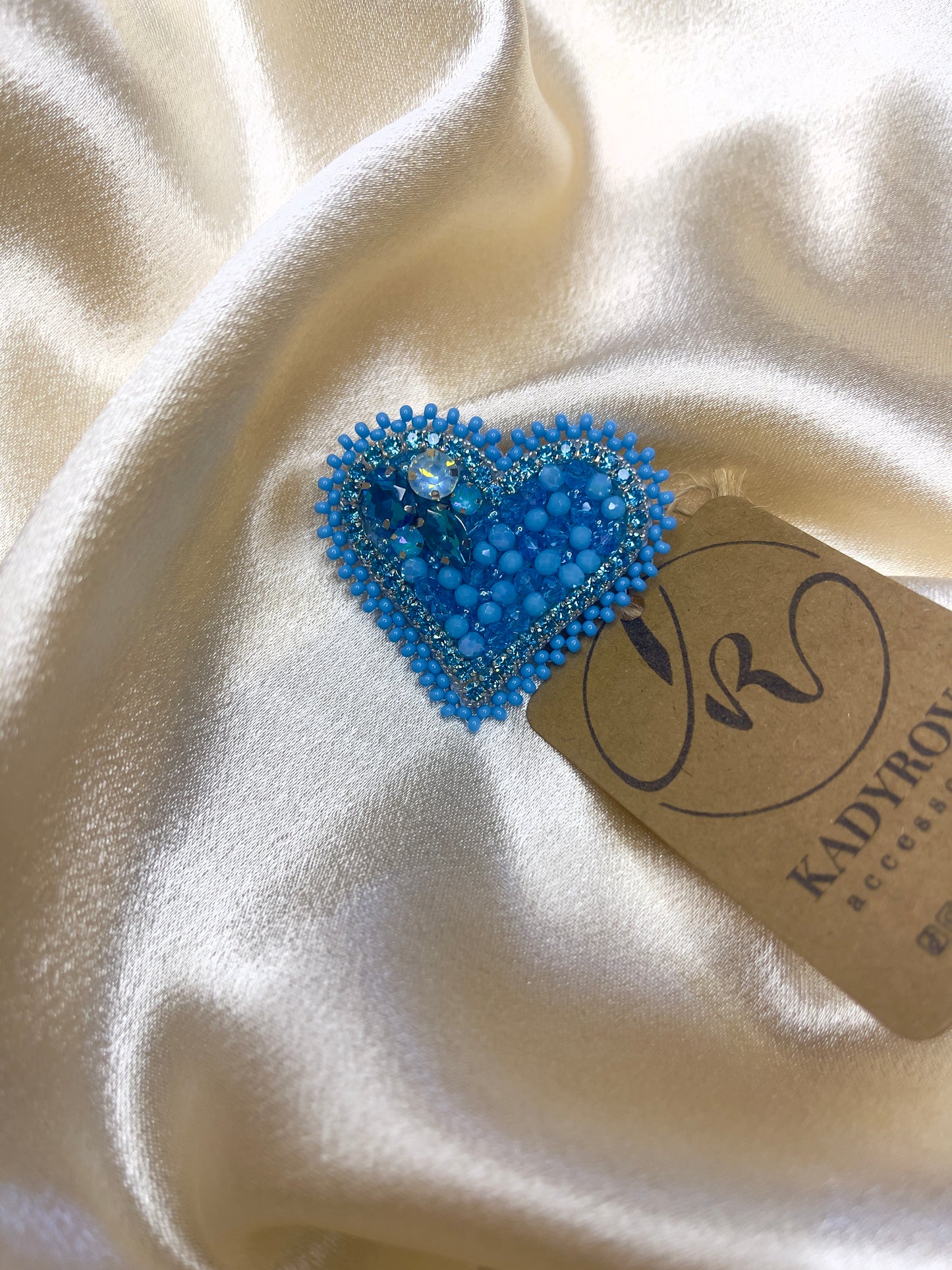 Brooch heart