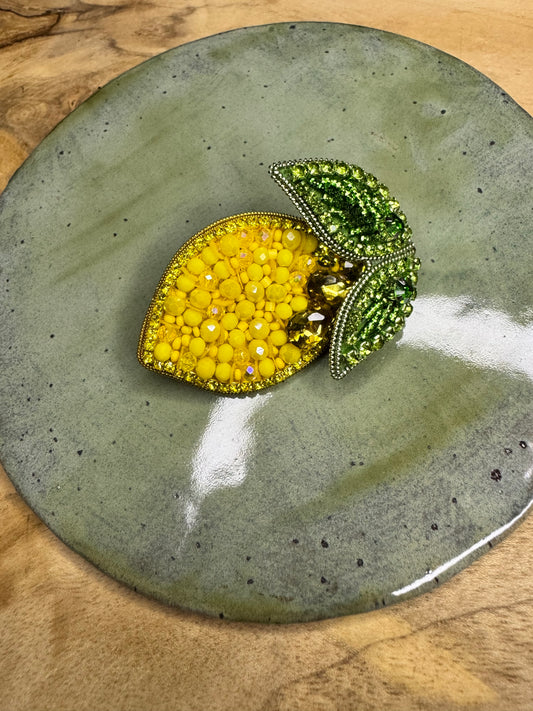 Brooch Lemon with leaf