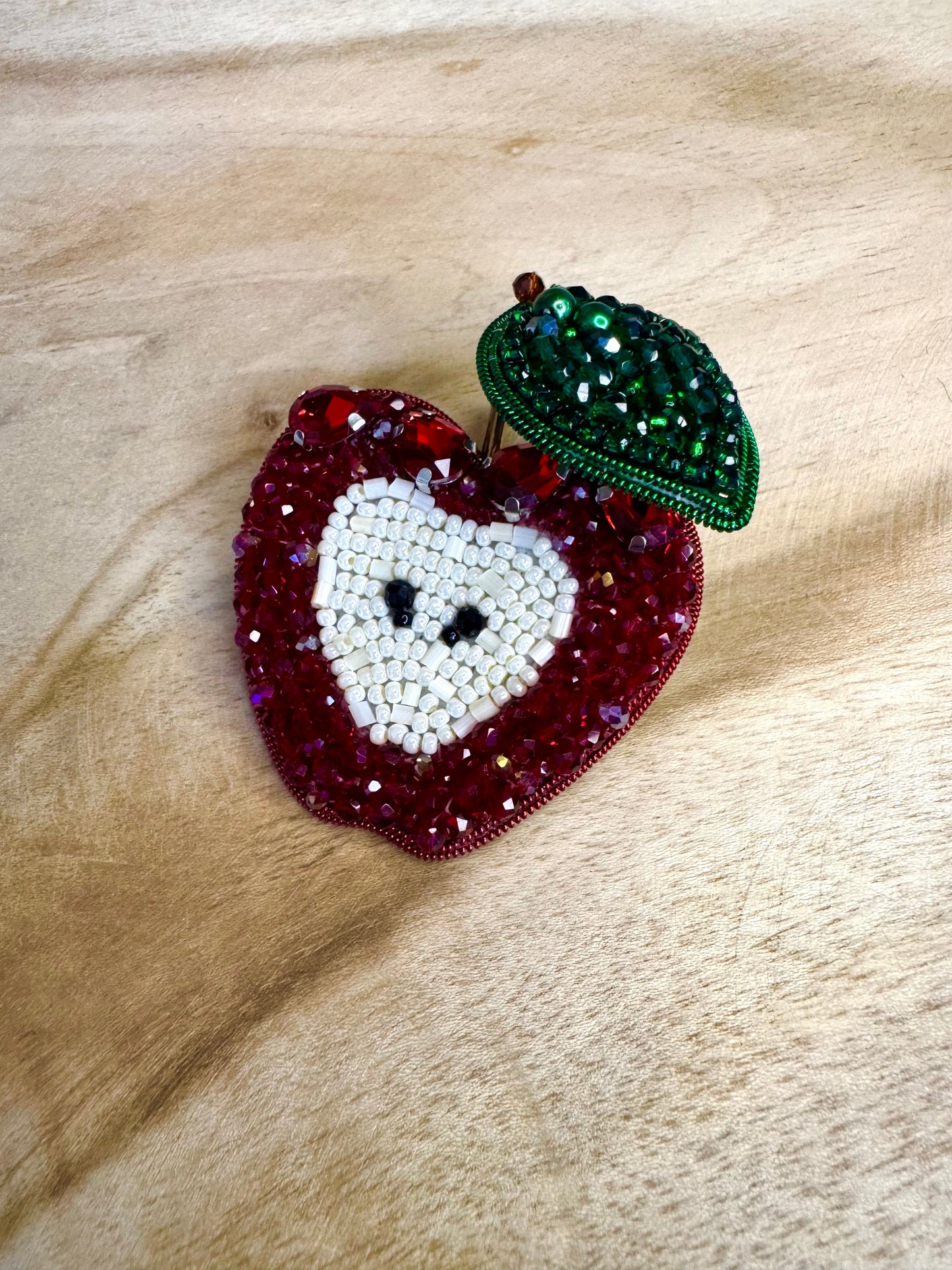 Brooch Apple
