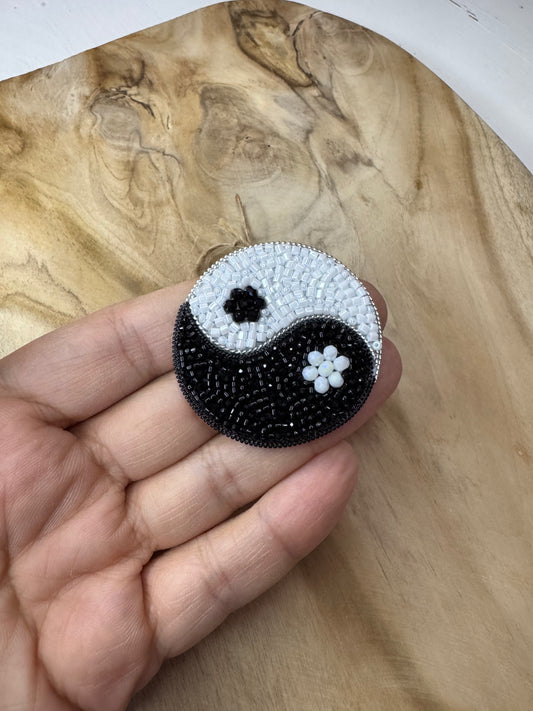 Brooch yin yang