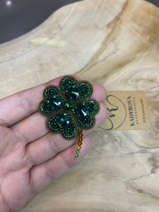 Brooch Clover