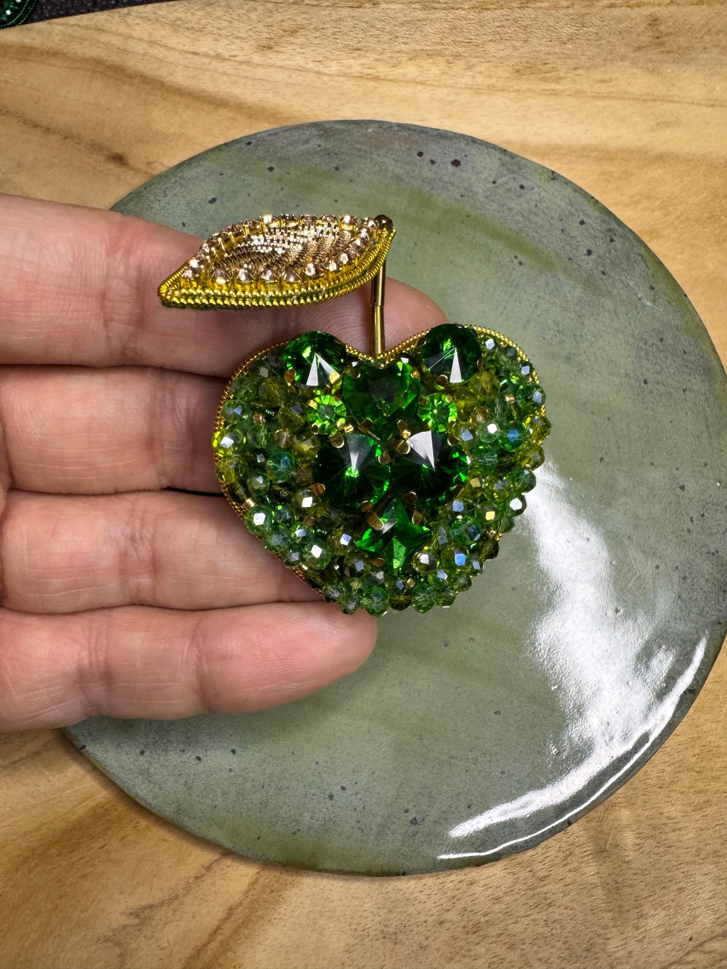 3D Apple brooch-light green