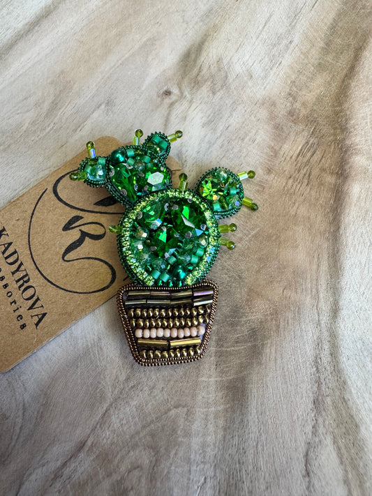 Cactus brooch