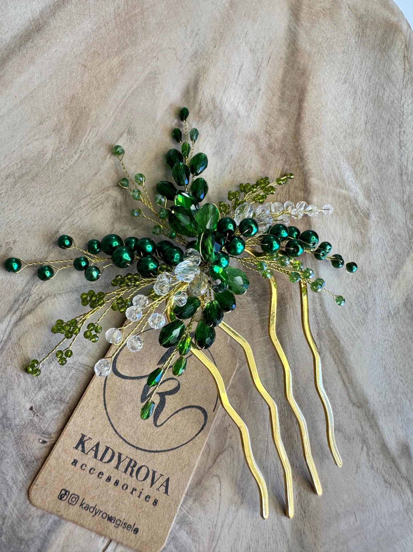 Green hair accessory